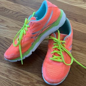 ASIC tennis 33-FA shoe size 8.5 orange and yellow